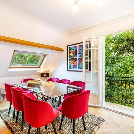 Double 210 Sqm Up To 18 Guests, Des Ammonites 2&3 *