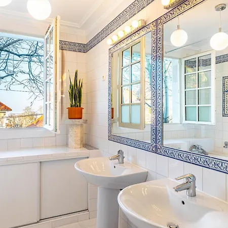 Double 210 Sqm Up To 18 Guests, Des Ammonites 2&3