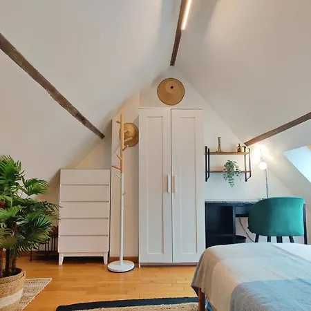 Apartment Double 210 Sqm Up To 18 Guests, Des Ammonites 2&3