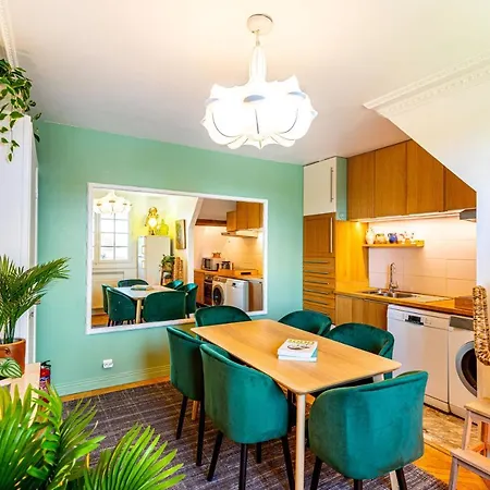 Double 210 Sqm Up To 9 Double Beds, Thomas Cozy *