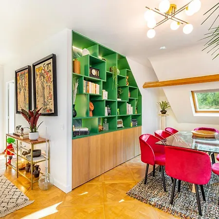 Apartment Double 210 Sqm Up To 18 Guests, Des Ammonites 2&3 Meudon